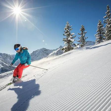 Zentral De Luxe By A-appartments Lägenhet